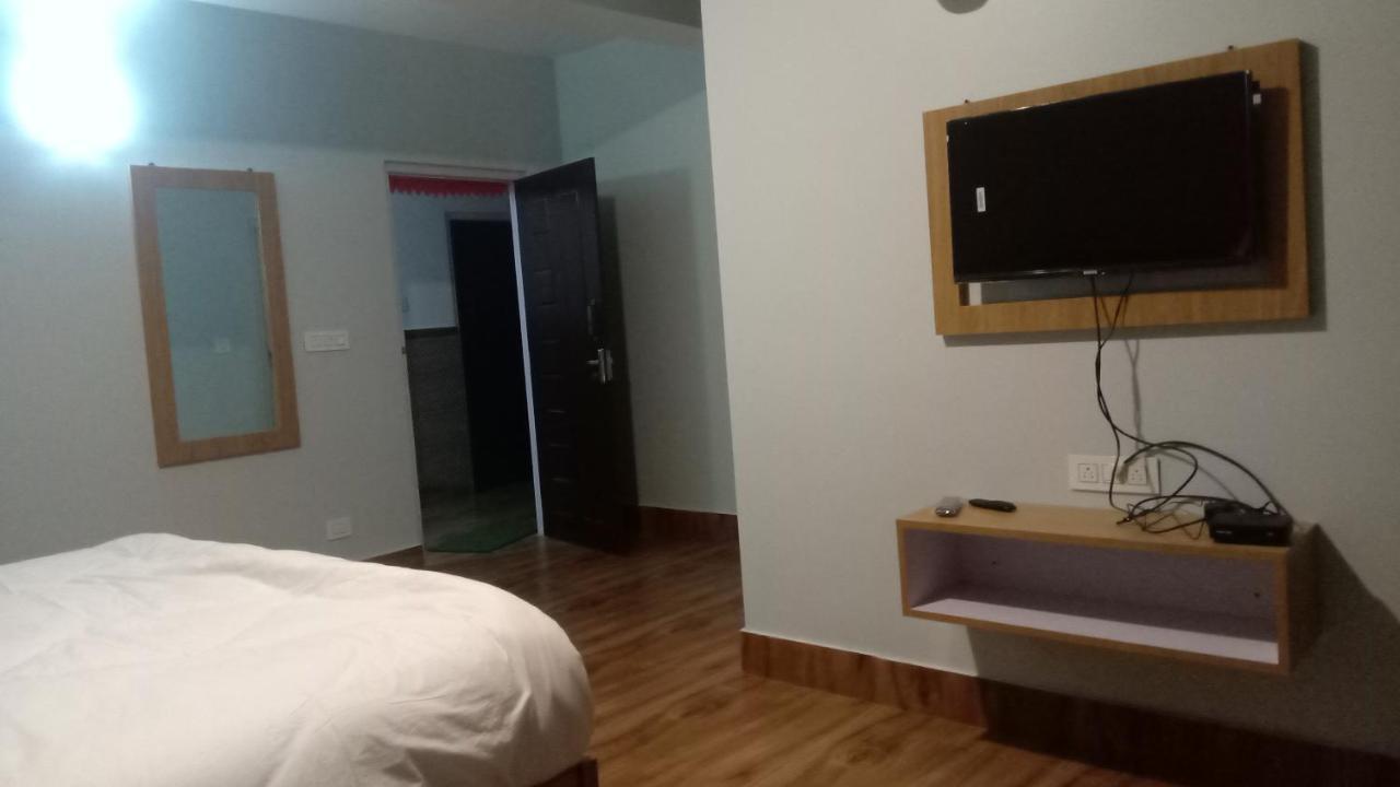 פלינג Mandavya Homestay מראה חיצוני תמונה