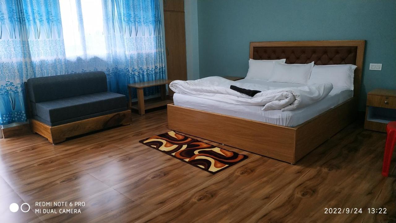 פלינג Mandavya Homestay מראה חיצוני תמונה