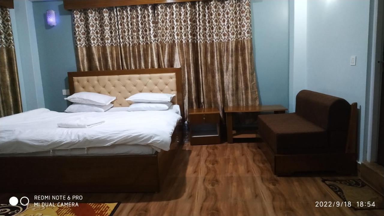 פלינג Mandavya Homestay מראה חיצוני תמונה